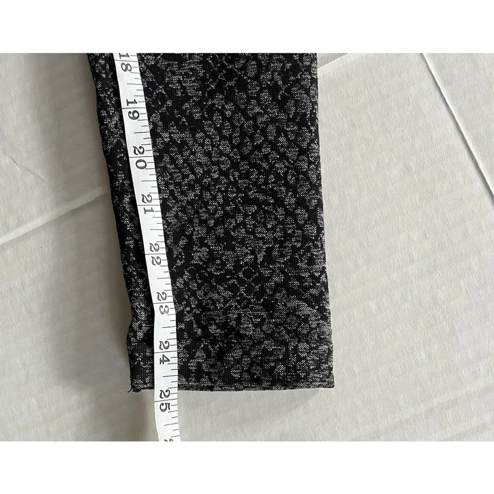 NVGTN Black & Gray Textured High-Waist Leggings - Picture 7 of 8